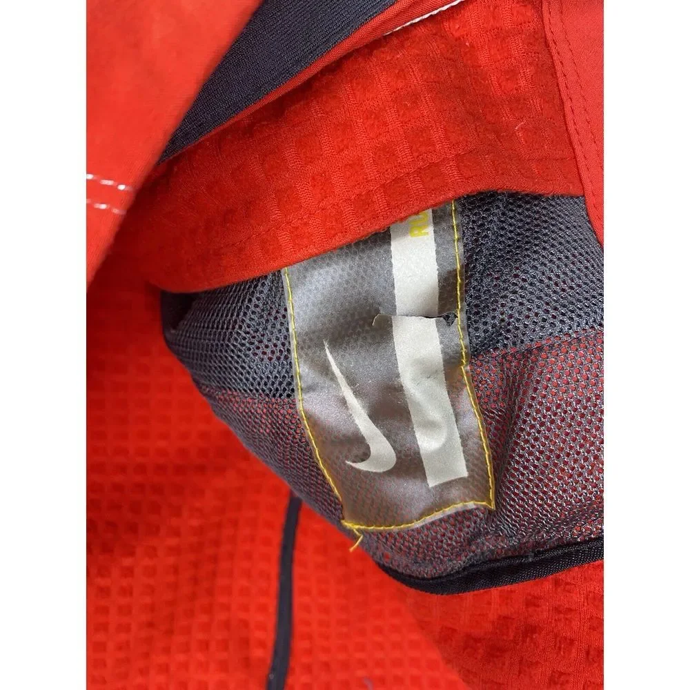 Nike Sphere Pro Women's Vented Double Full Zip Vest Red‎ Small